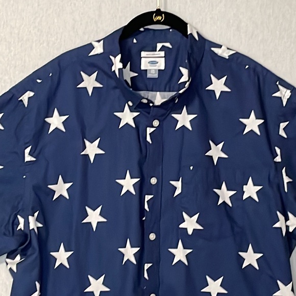 Old Navy - Picture 2 of 7